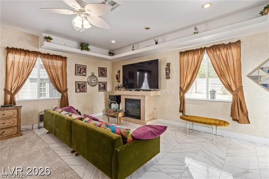 60 Fogg, Las Vegas, NV 89110