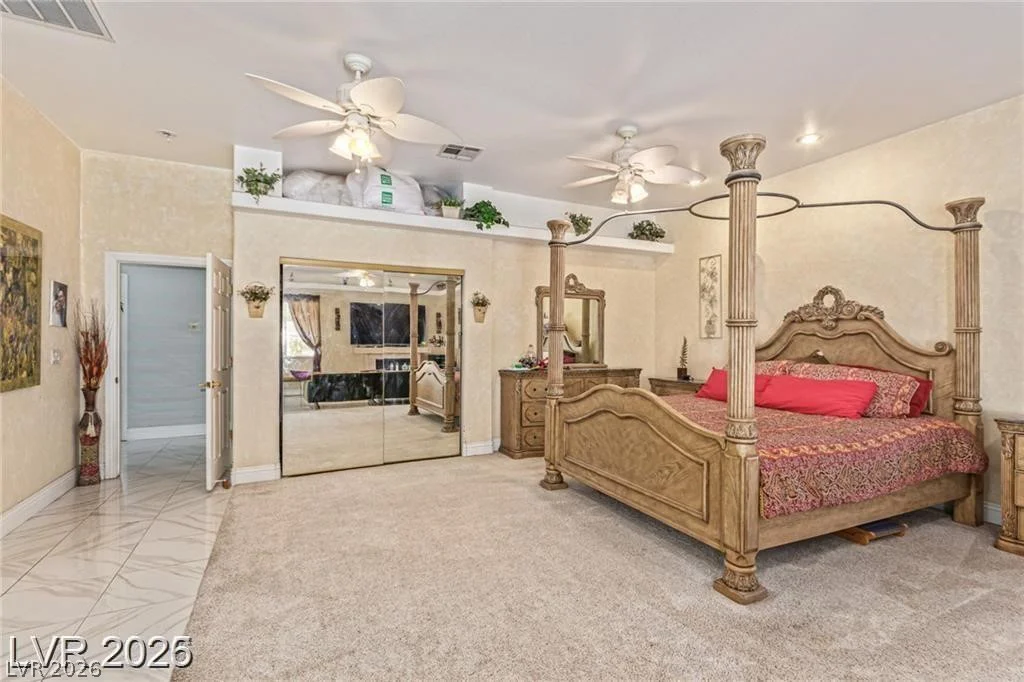 60 Fogg, Las Vegas, NV 89110