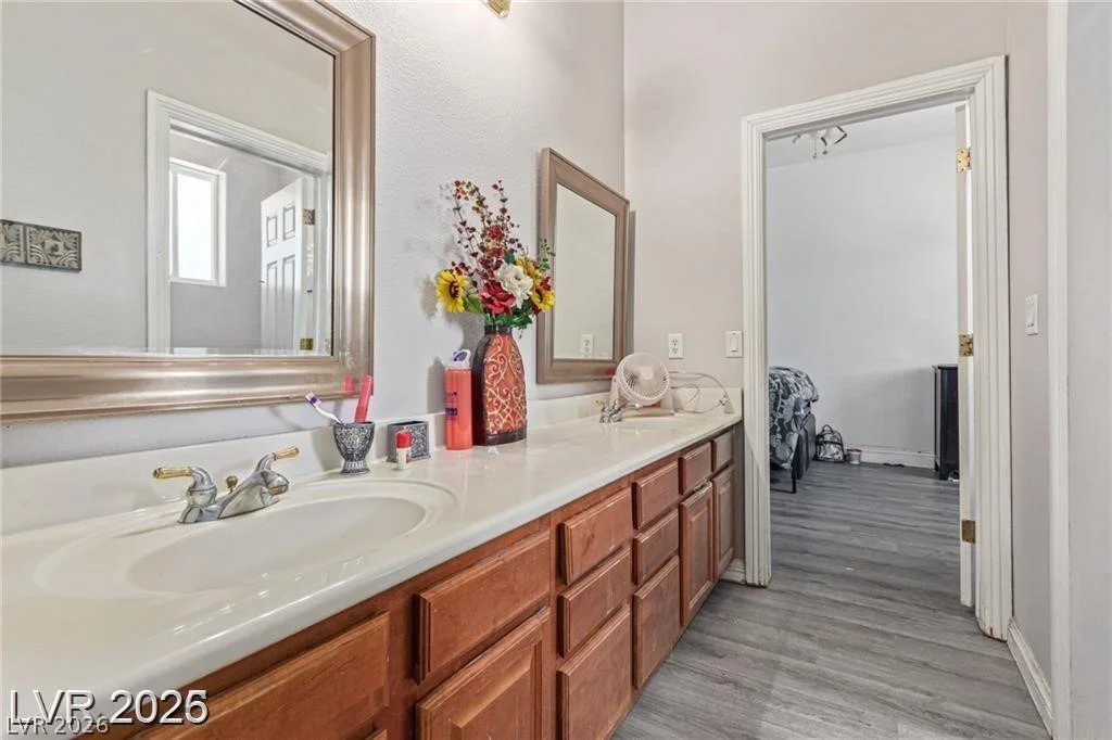 60 Fogg, Las Vegas, NV 89110