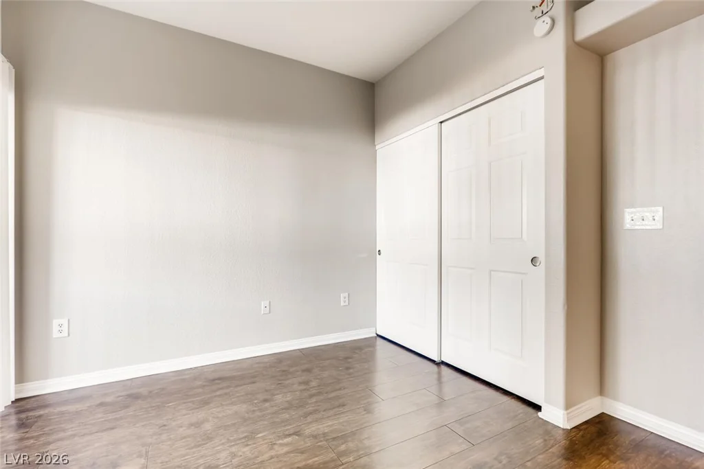 8425 Running Deer, Las Vegas, NV 89145