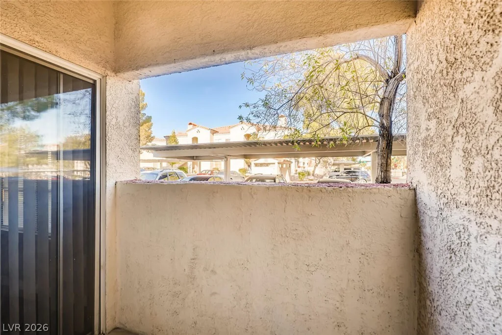 8425 Running Deer, Las Vegas, NV 89145