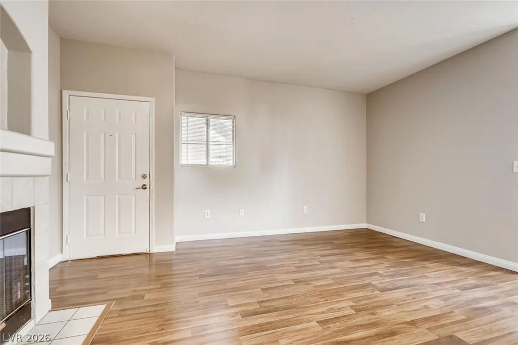 8425 Running Deer, Las Vegas, NV 89145