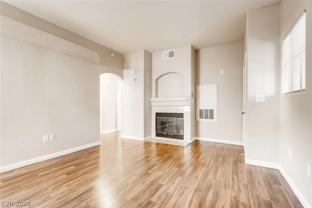 8425 Running Deer, Las Vegas, NV 89145