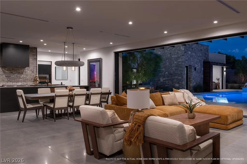 6851 Milos, Las Vegas, NV 89118