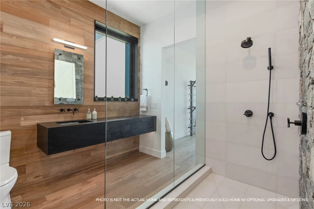 6851 Milos, Las Vegas, NV 89118