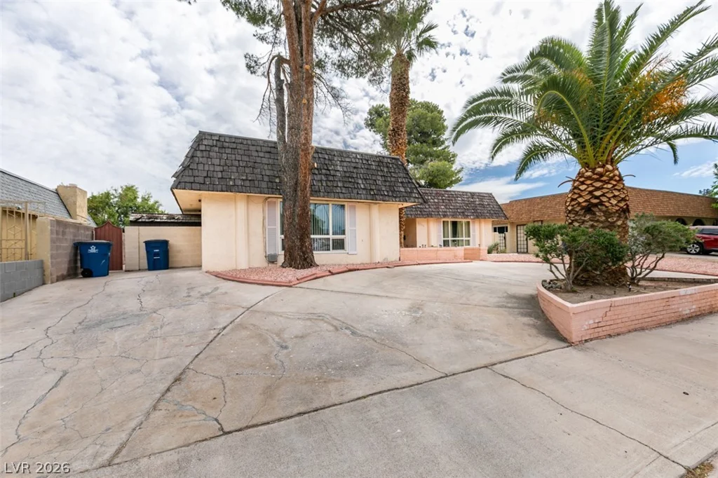 3668 Monte Verde, Las Vegas, NV 89121