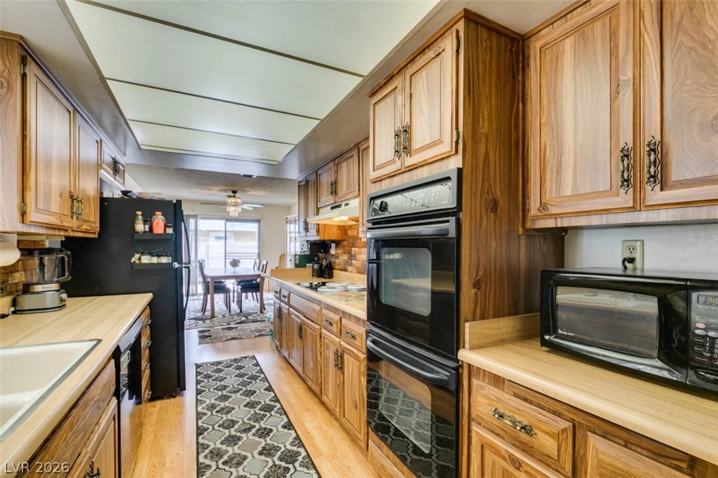 3668 Monte Verde, Las Vegas, NV 89121