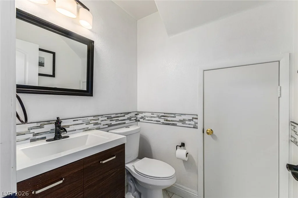 3134 Crownline, North Las Vegas, NV 89031