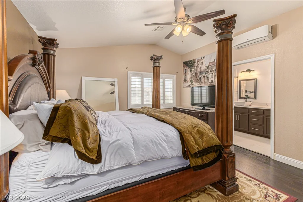 3134 Crownline, North Las Vegas, NV 89031