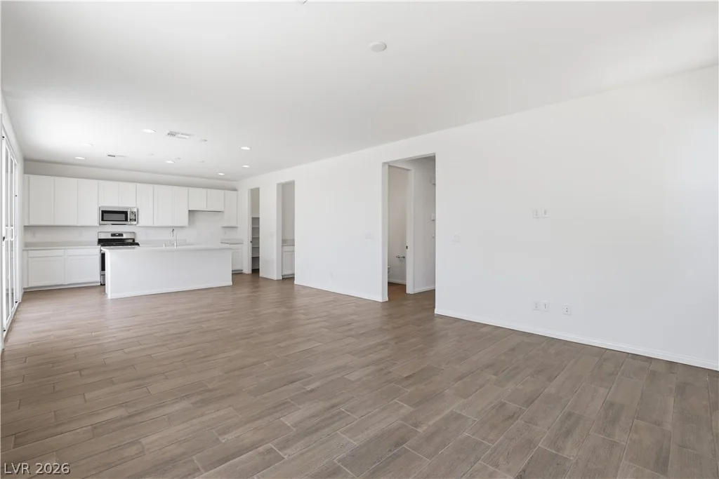 7452 Proctor, Las Vegas, NV 89120