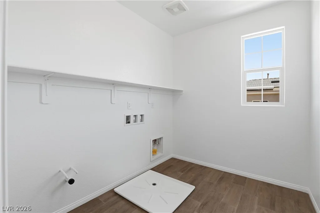 7452 Proctor, Las Vegas, NV 89120