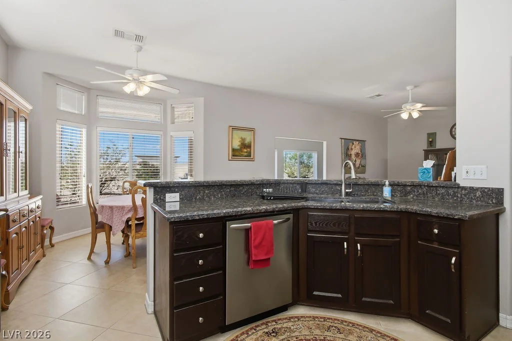 10428 Villa Ridge, Las Vegas, NV 89134