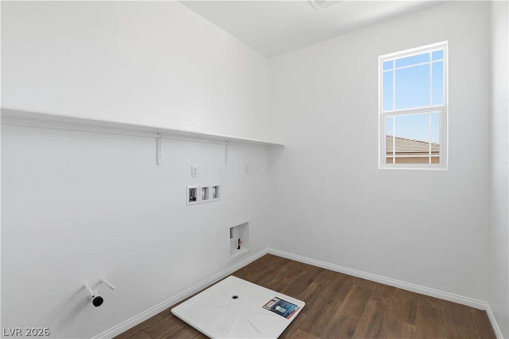 7468 Proctor, Las Vegas, NV 89120