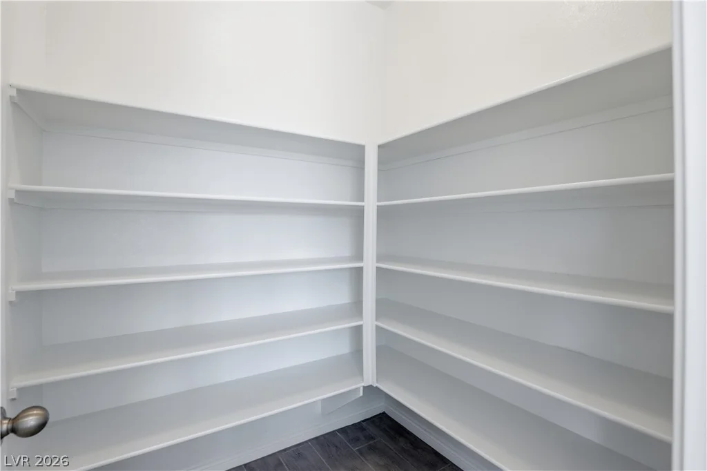 7476 Proctor, Las Vegas, NV 89120