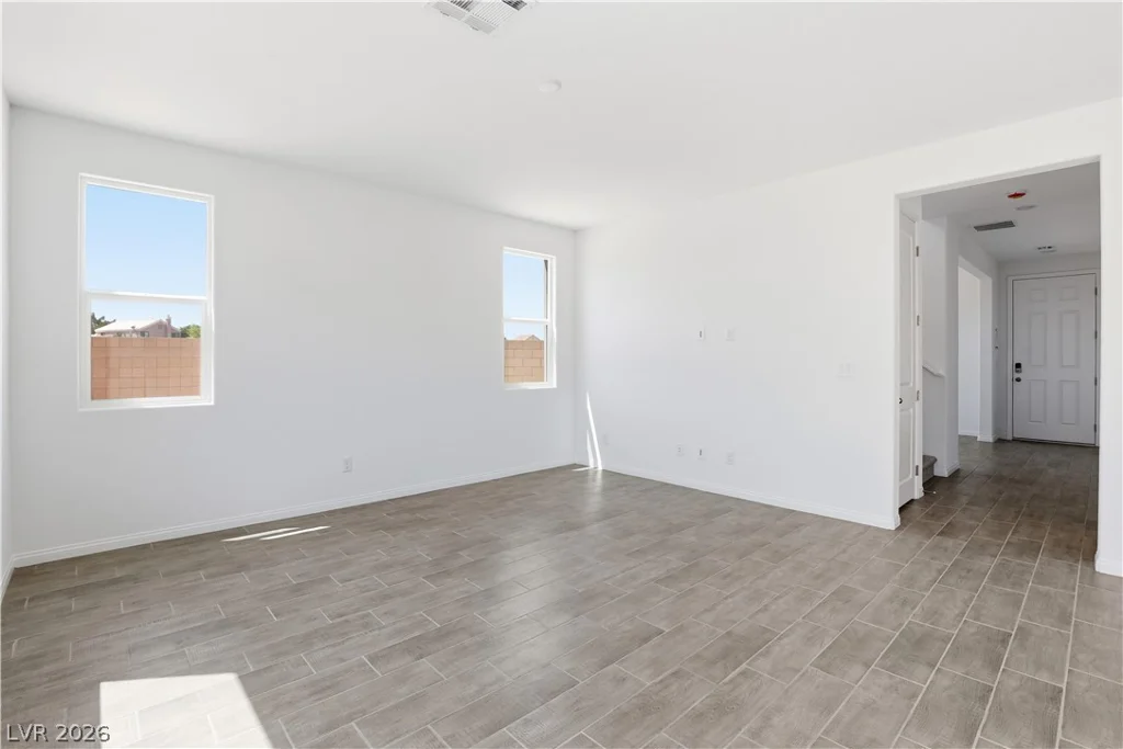 7476 Proctor, Las Vegas, NV 89120