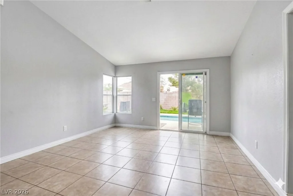 5102 Del Shannon, North Las Vegas, NV 89031