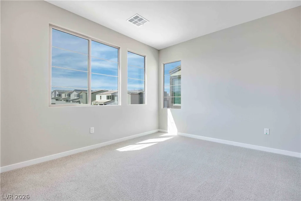 10072 Juniper Valley, Las Vegas, NV 89166