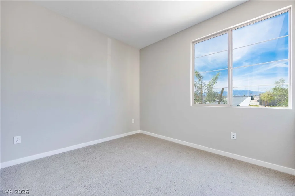 10072 Juniper Valley, Las Vegas, NV 89166