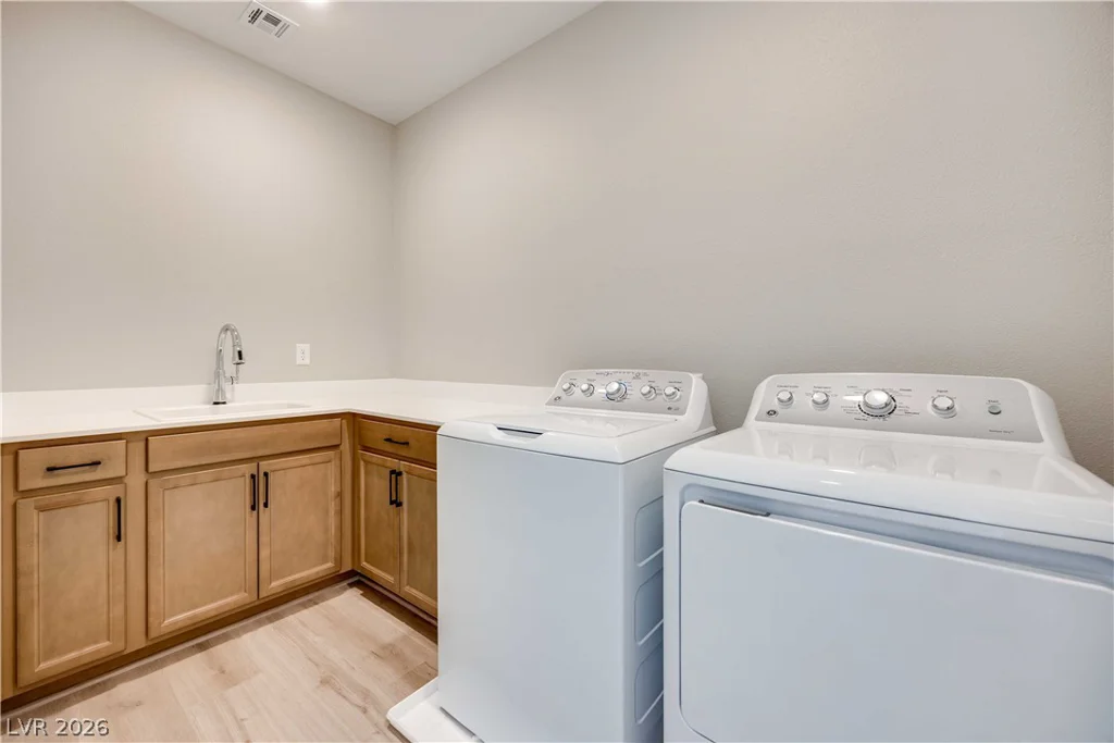 10072 Juniper Valley, Las Vegas, NV 89166