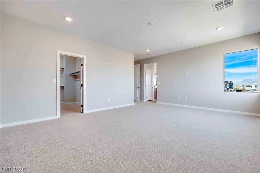 10072 Juniper Valley, Las Vegas, NV 89166