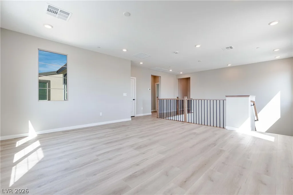 10072 Juniper Valley, Las Vegas, NV 89166