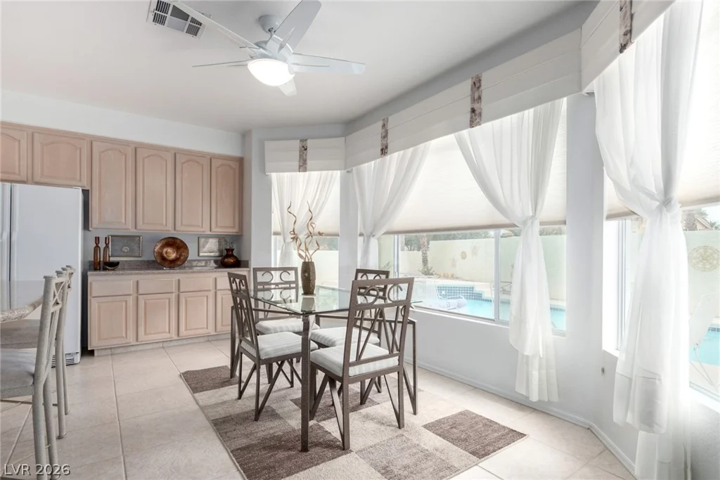 1708 Desert Fort, Las Vegas, NV 89128