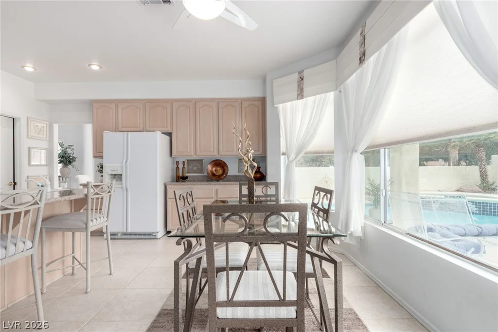 1708 Desert Fort, Las Vegas, NV 89128