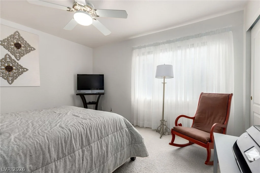 1708 Desert Fort, Las Vegas, NV 89128