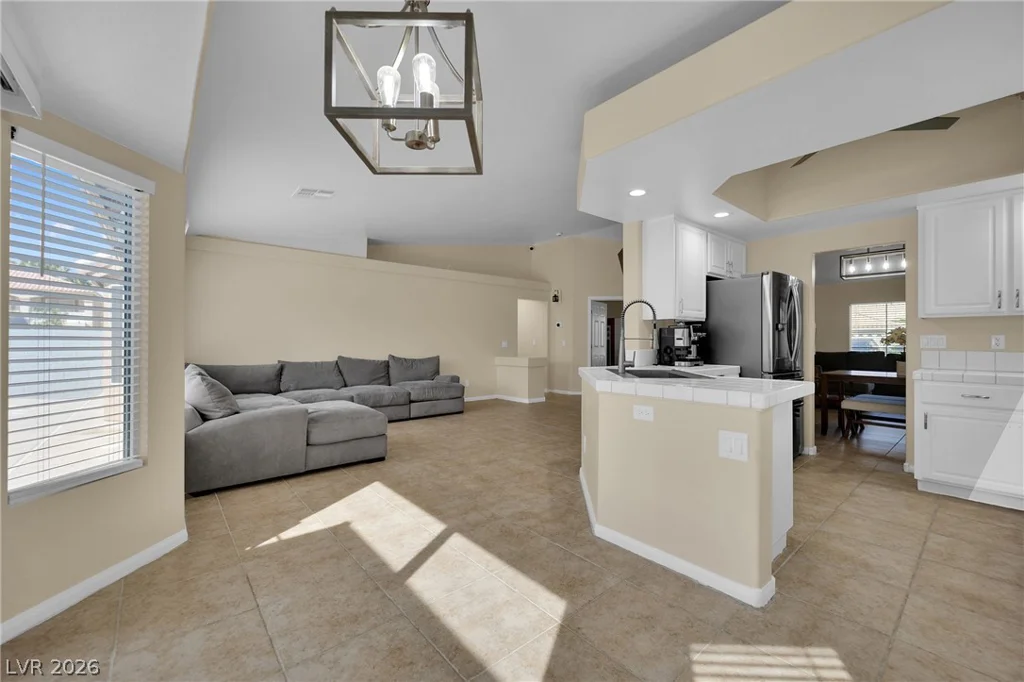 10779 Rising Smoke, Las Vegas, NV 89183