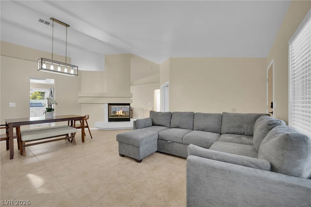10779 Rising Smoke, Las Vegas, NV 89183