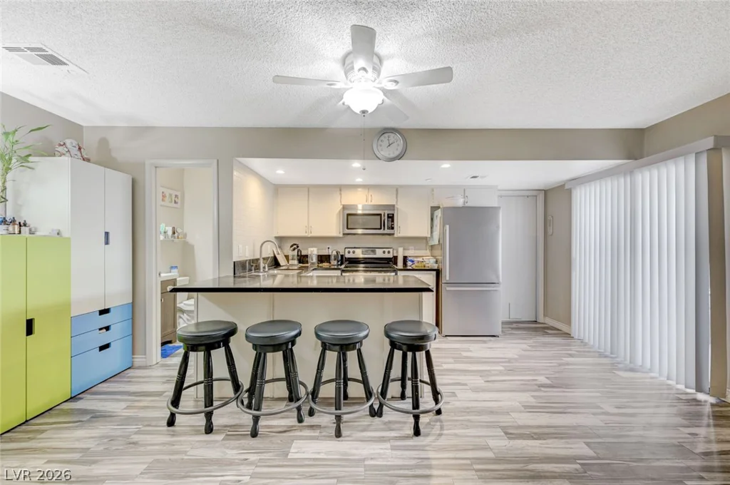 1016 Willow Tree, Las Vegas, NV 89128