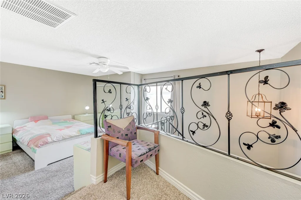 1016 Willow Tree, Las Vegas, NV 89128