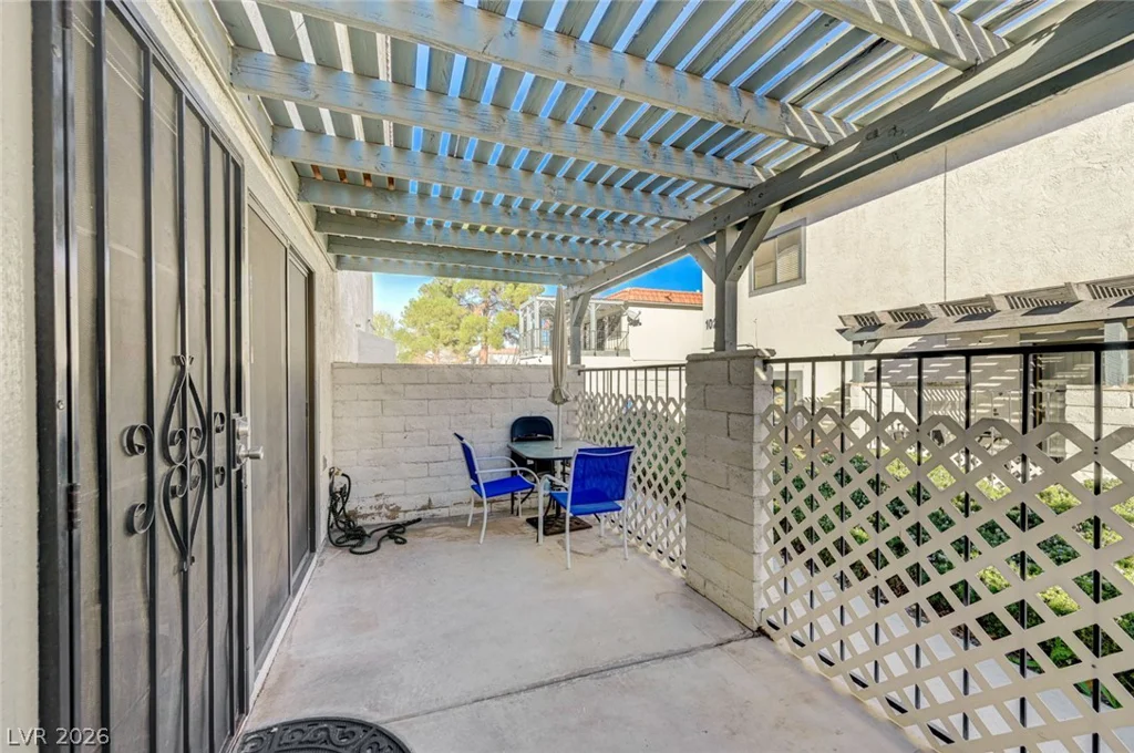 1016 Willow Tree, Las Vegas, NV 89128