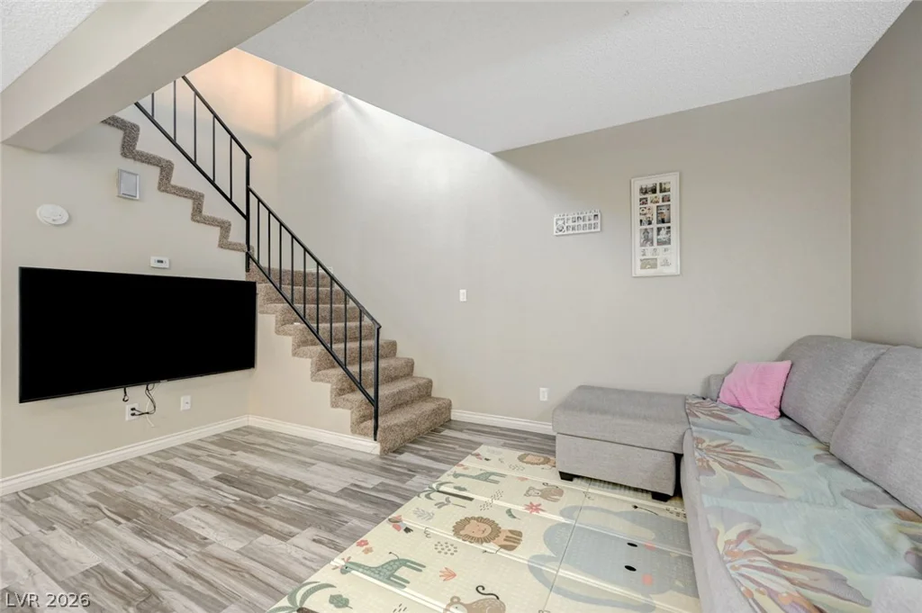 1016 Willow Tree, Las Vegas, NV 89128