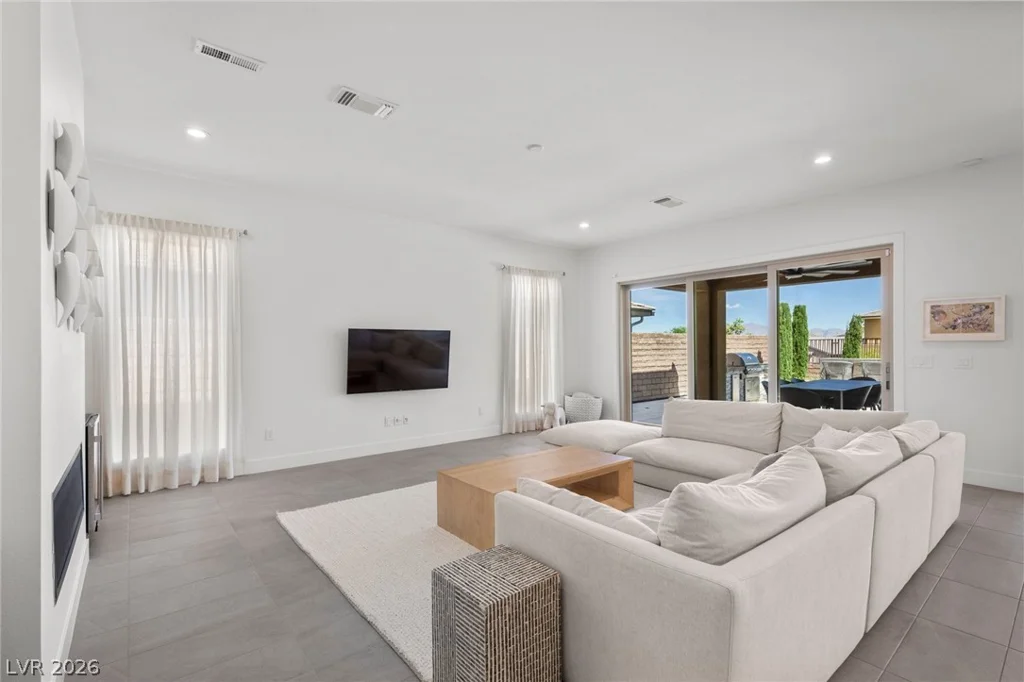 3060 Full Lotus, Las Vegas, NV 89138