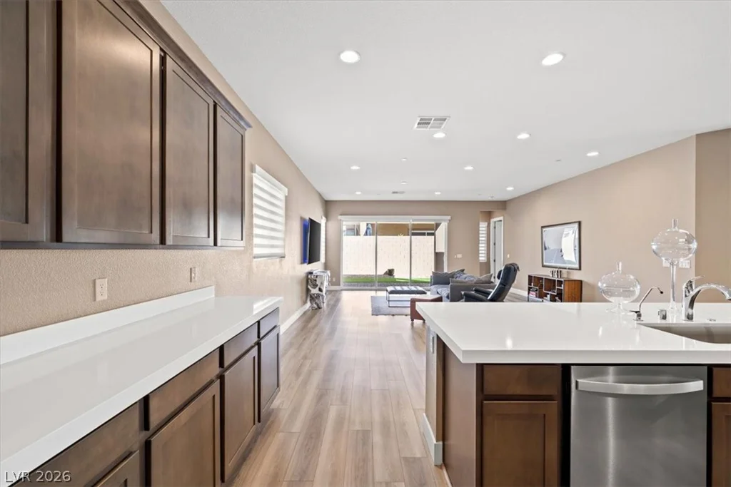 10142 TREE BLOSSOM, Las Vegas, NV 89166
