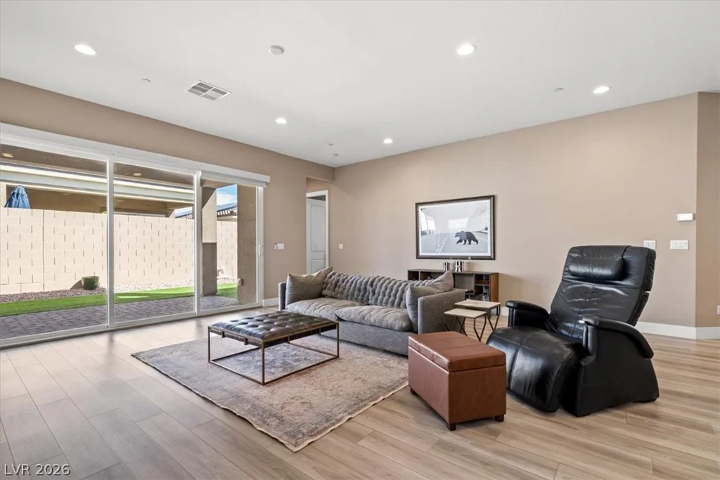 10142 TREE BLOSSOM, Las Vegas, NV 89166