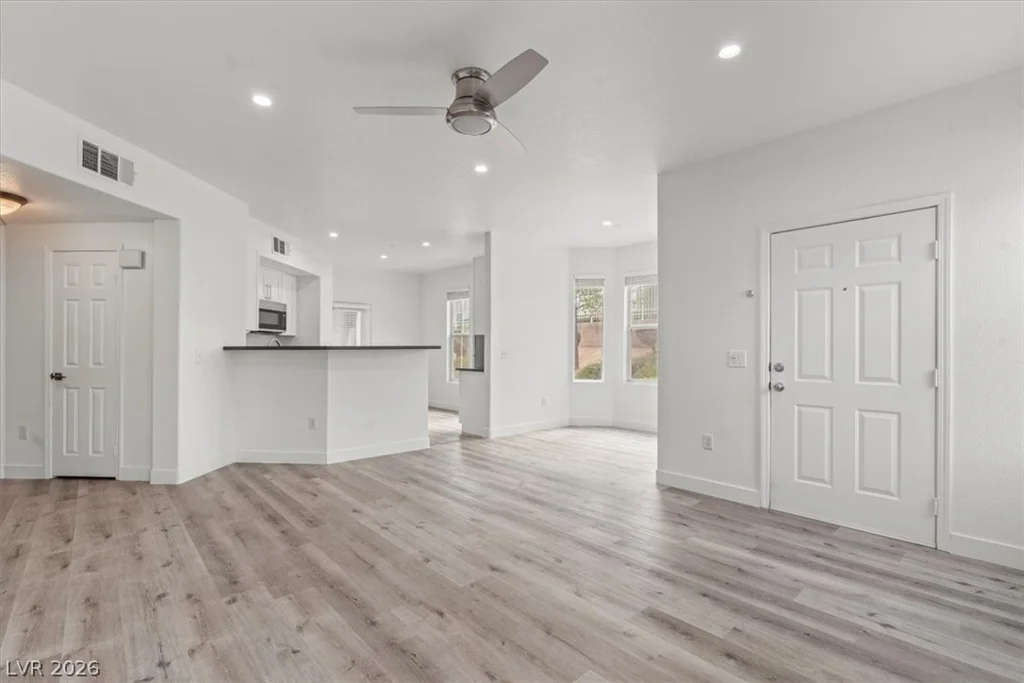 9975 Peace, Las Vegas, NV 89147