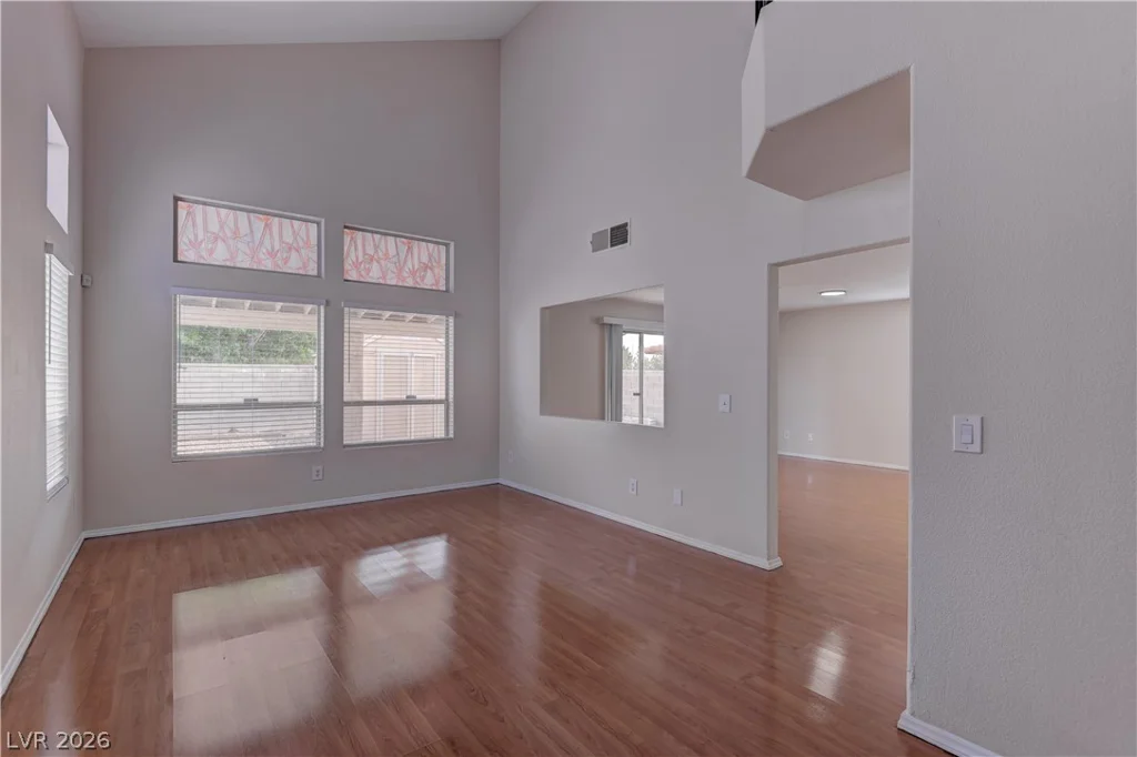 2018 Shannon Christine, Las Vegas, NV 89104