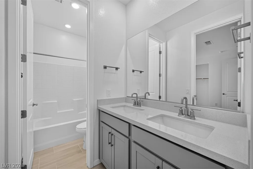 1530 Hopeful Lark, Las Vegas, NV 89138