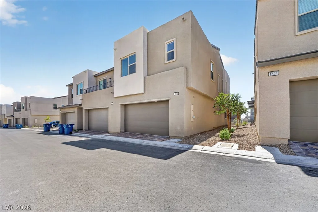 1530 Hopeful Lark, Las Vegas, NV 89138