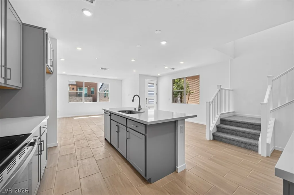 1530 Hopeful Lark, Las Vegas, NV 89138