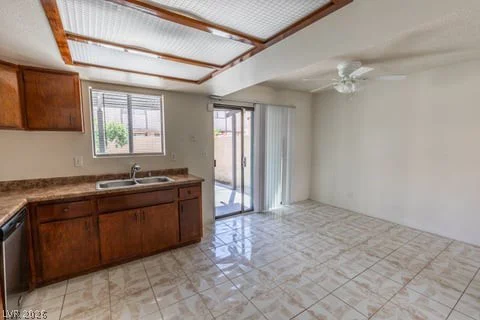 5267 Lisagayle, Las Vegas, NV 89103