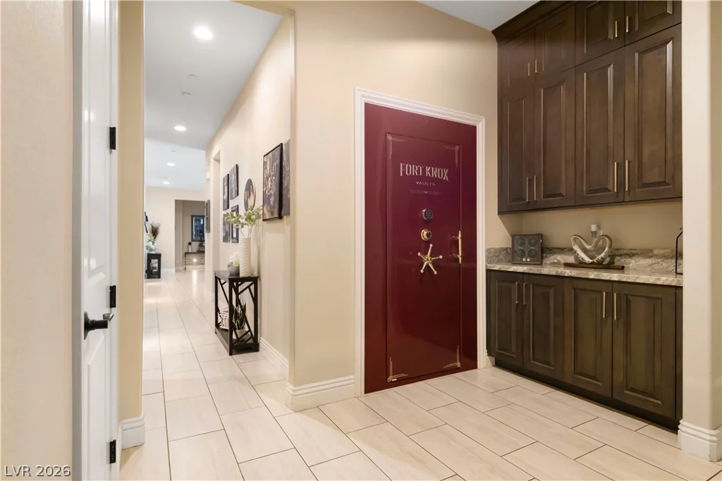 9117 Hickam, Las Vegas, NV 89129