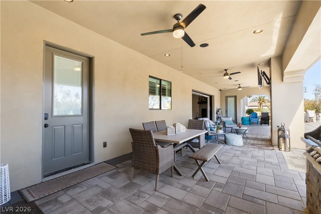 9117 Hickam, Las Vegas, NV 89129