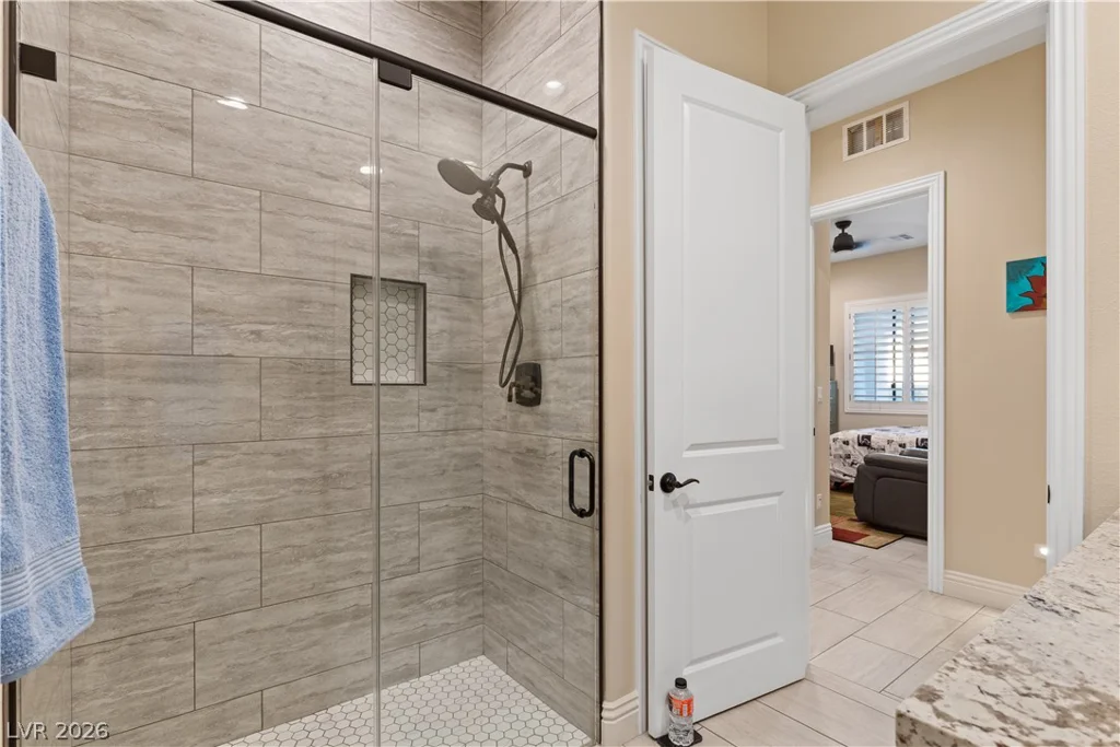 9117 Hickam, Las Vegas, NV 89129