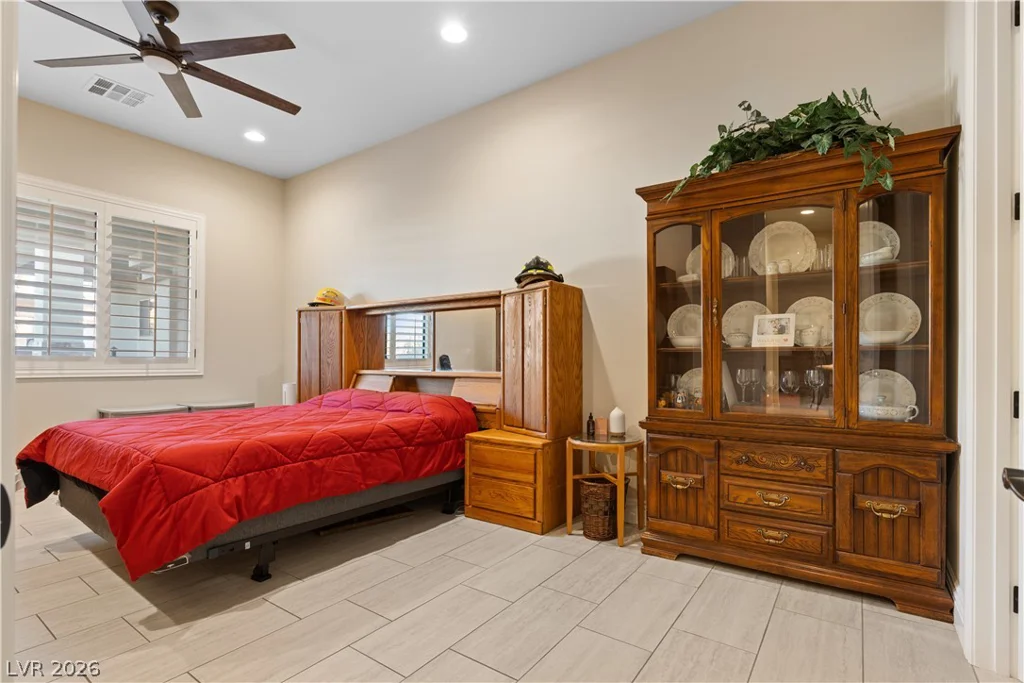 9117 Hickam, Las Vegas, NV 89129