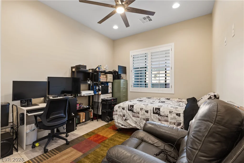 9117 Hickam, Las Vegas, NV 89129