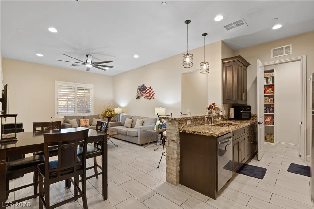 9117 Hickam, Las Vegas, NV 89129