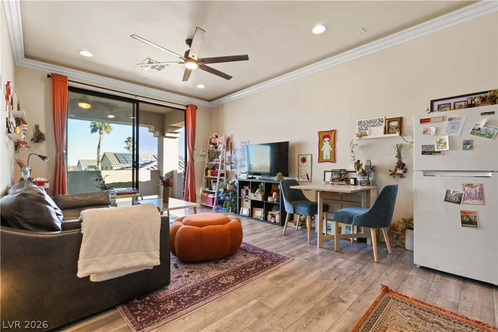 9117 Hickam, Las Vegas, NV 89129